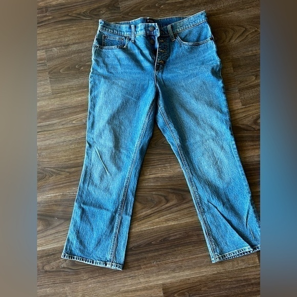 J. Crew  Stretch Mid Rise Flare Crop Jeans Size 29 - Picture 2 of 6
